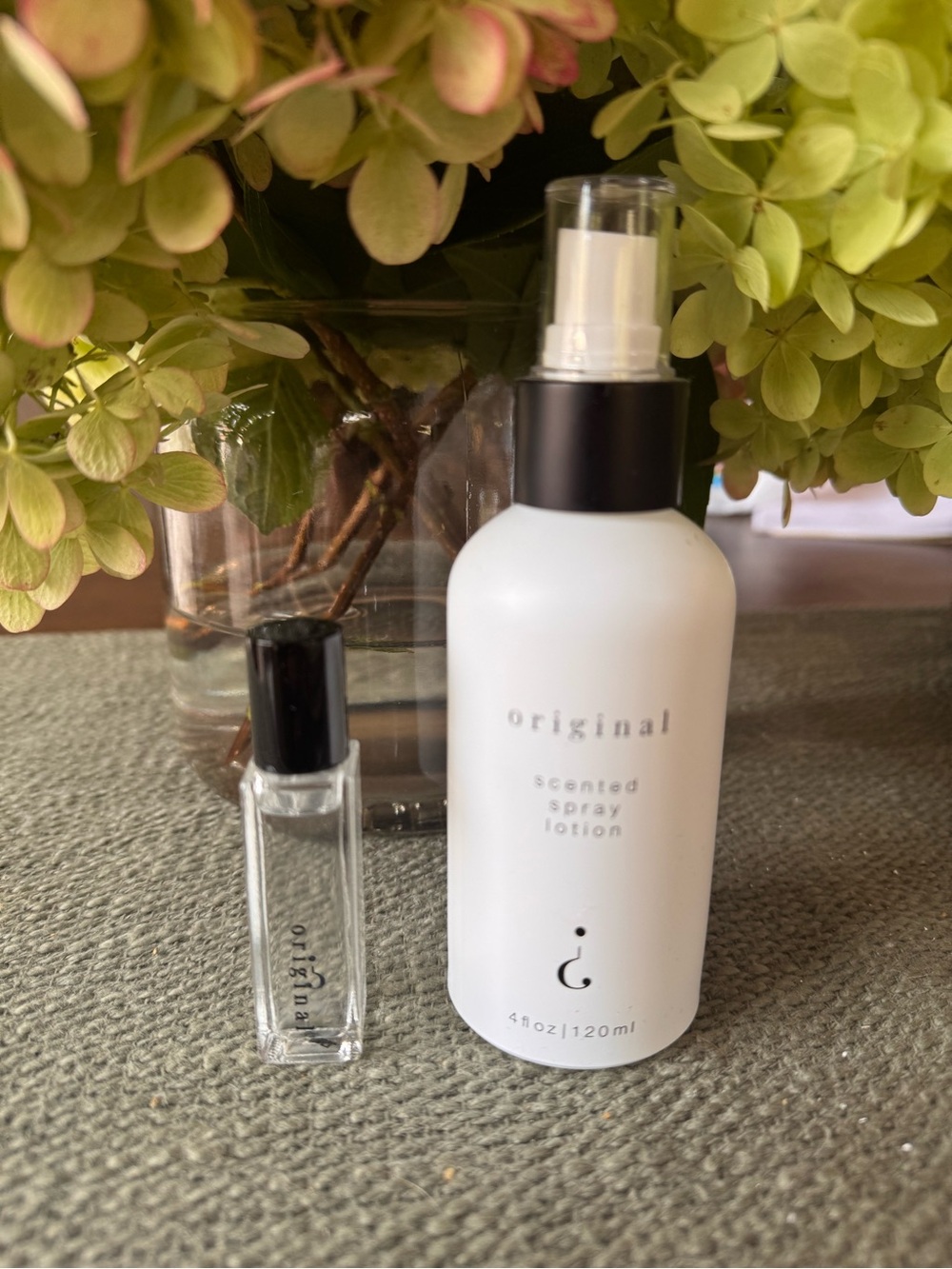Ride m·lky Original Scented Spray Lotion and Roll On - Picture 2 of 6